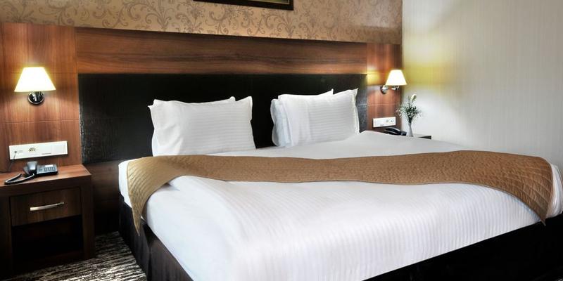 room_219400c9-d230-41d1-b06e-7a975eec75e5.jpg