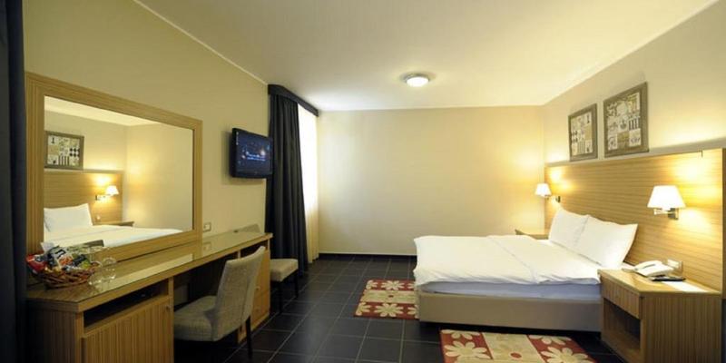 room_71f7f8e0-9a5c-43e0-95f6-6263e7cd7ebf.jpg