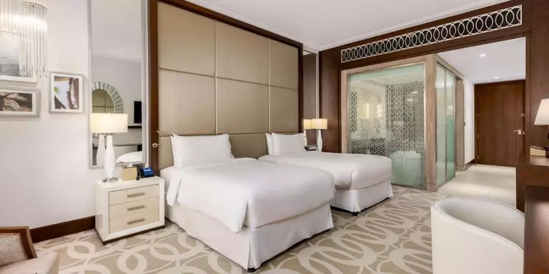 room_05761bed-519e-43e2-a0ac-75fda849dea7