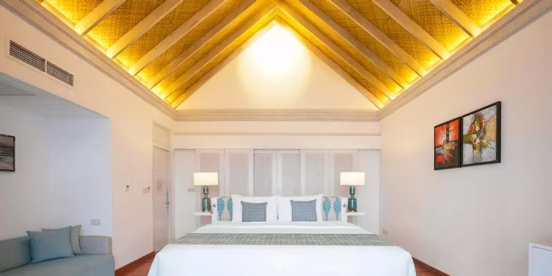 room_83bfbd4d-a44f-41c0-9d52-b35c92514d57