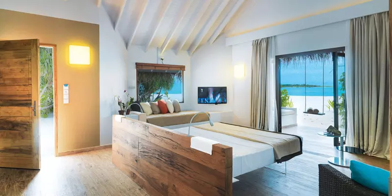 room_4eeb3aac-b94a-4f88-8db9-af339102b73c