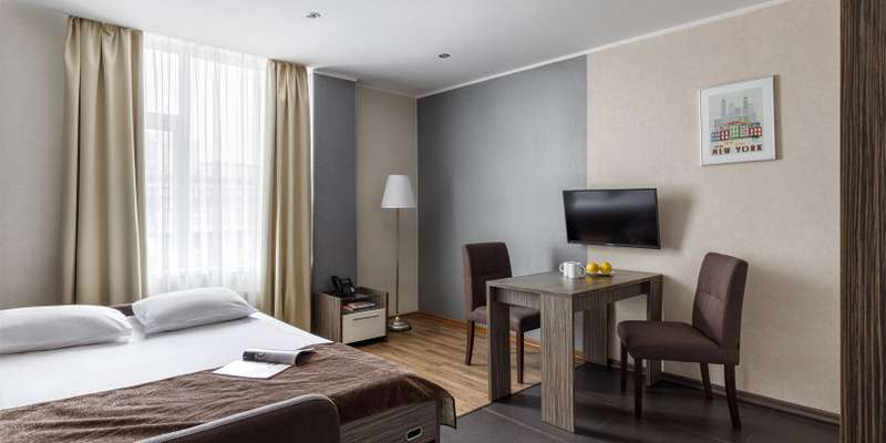 room_e90344e8-0bce-4bb1-a9cd-649200c2b35a