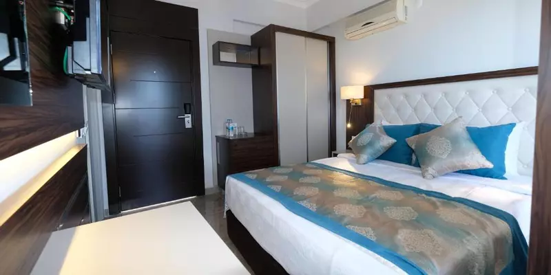 room_b041b749-7e0f-4cd2-b0f0-d6611ee5f3b9