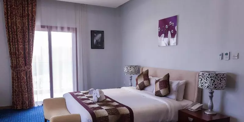 room_44bea7f0-62d4-473a-b76f-4a8b0ad39a83.jpg