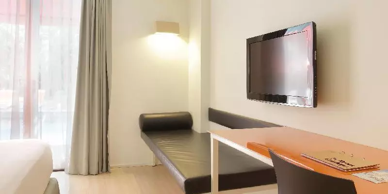 room_aa4b94ac-51f2-4e32-9dd6-869bcbc8e31c.jpg