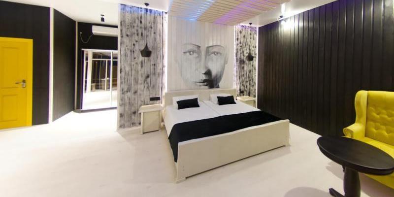 room_e5e3bfce-0669-432c-a814-9889c1d1a2dd