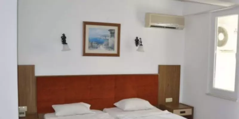 room_b1e3b92a-9fba-4790-96db-bcd410684809