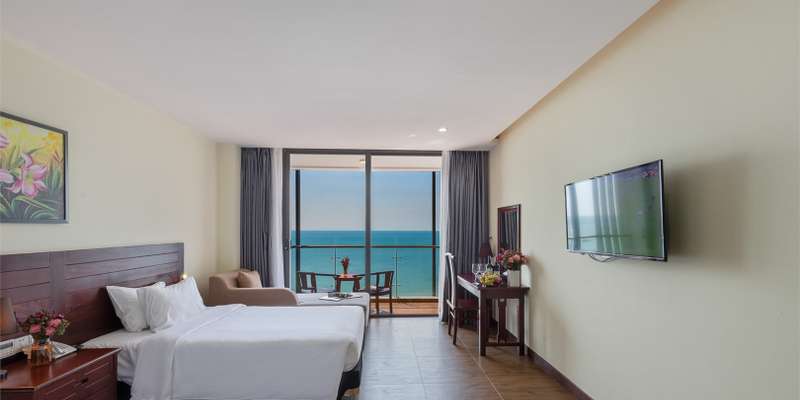 room_2ec1c6bc-7fbd-4d0d-80f2-2799a663e048