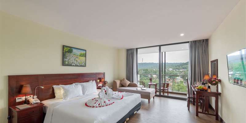 room_3510901c-f9a3-487d-9fac-3da316ad8fbb