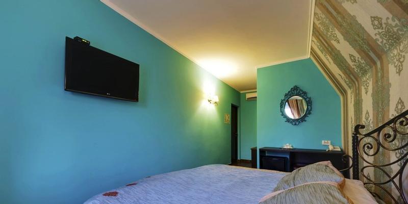 room_c8fb46a1-c9e8-4de5-b1de-58d6fc6263f7.jpg