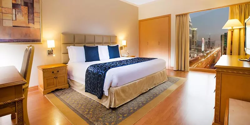 room_c8b18cdb-3f57-4478-a306-02bc22d21c64