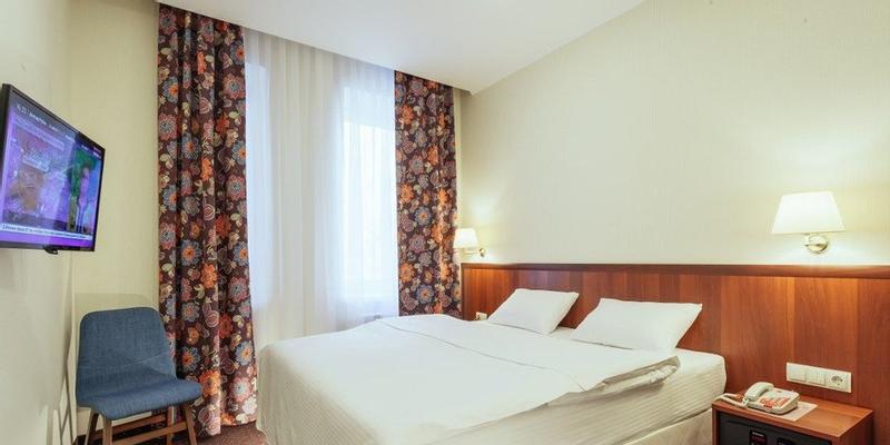 room_f6c2500a-7d3d-4c3a-a18e-d61a29a4cb15.jpg