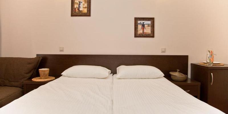 room_ccda7047-7f0d-4f4c-92c1-bcbf413eb3bc.jpg