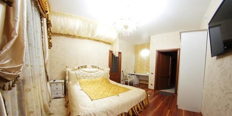 room_13a9e81b-7691-4d94-8676-059c8060fca0.jpg