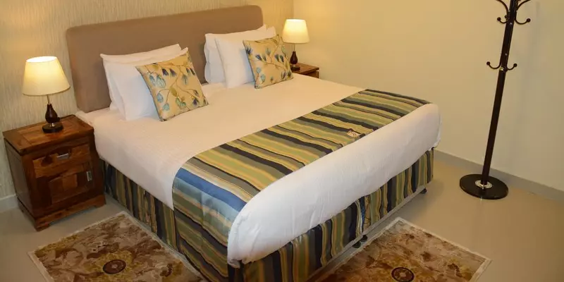 room_cf8f0ef3-2fda-4167-a5d7-8ddbc239c1ee