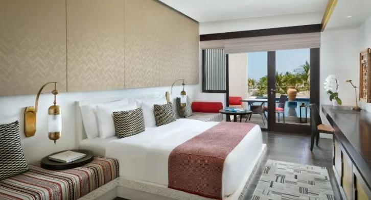 room_4e0df985-53f1-416f-b1bc-511b5bf6c55f