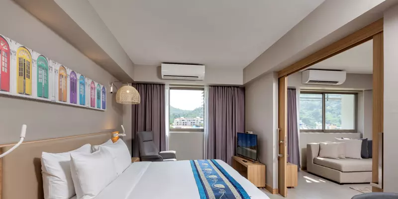 room_2494f8e0-6200-4eab-a0aa-615ff8cc3329