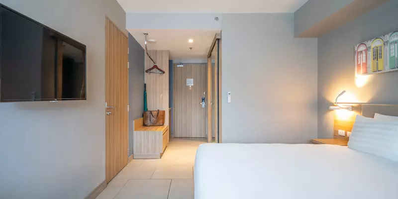 room_3ddc42fb-0fff-459a-b4ed-1e16c2e0bf2b