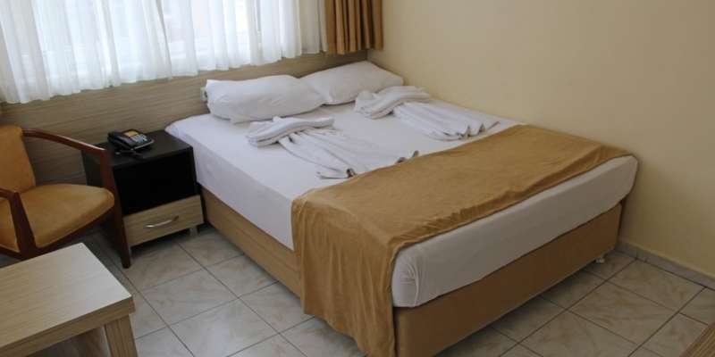 room_4c87fdde-4df5-4d37-ac5d-bf0978c2efe7