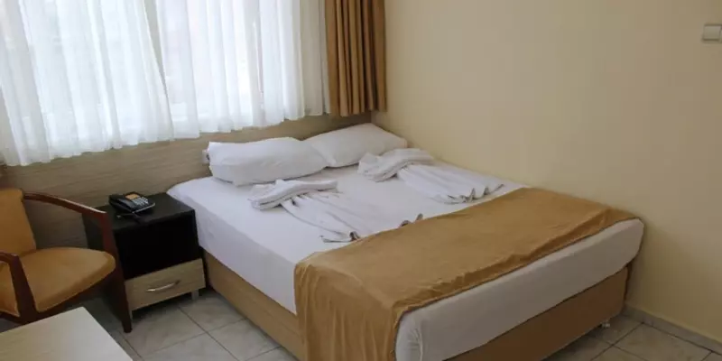 room_4c87fdde-4df5-4d37-ac5d-bf0978c2efe7