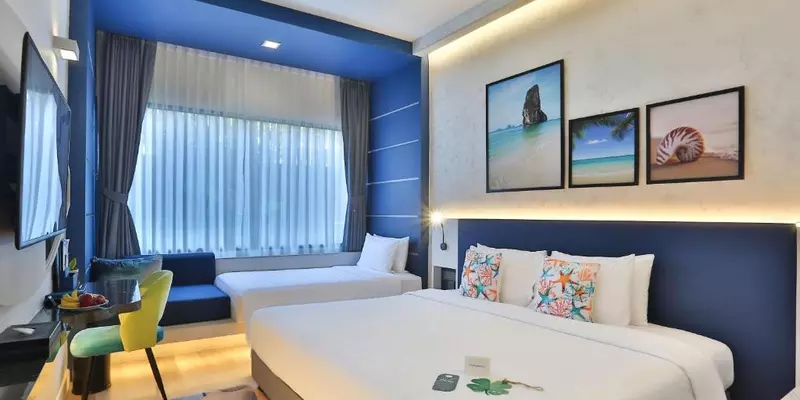 room_cdb307b6-795c-45b7-9fd2-21676eeffa58