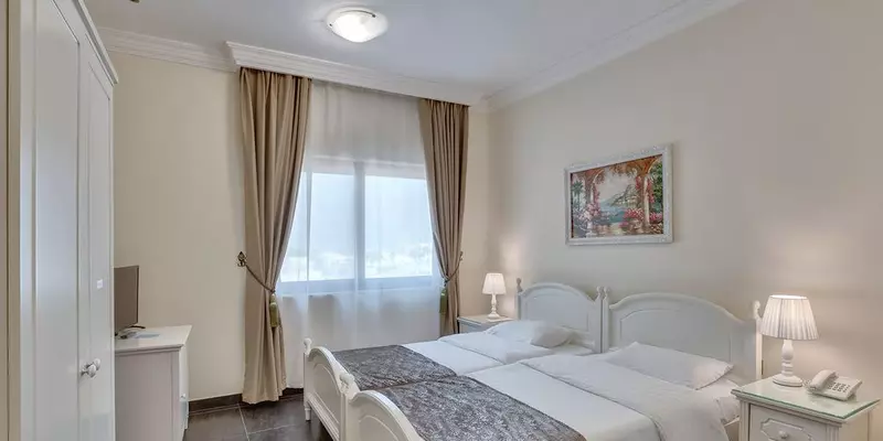 room_67d8a886-ecf2-4005-9bc9-67367e467d10