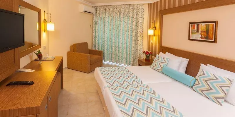 room_f5973ffc-0aff-4eef-b457-3e532a89a8aa