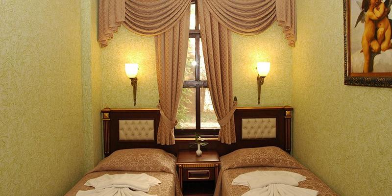 room_e902aa93-980e-4d80-bbdb-6c43e5a48a02