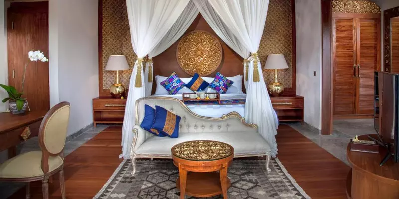 room_e238683f-44b7-4b78-ab0c-7b0f12b35293