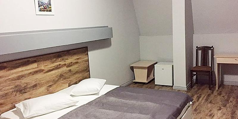 room_1e0c7c90-63b5-4c8a-8dc9-eed9041cc1bb
