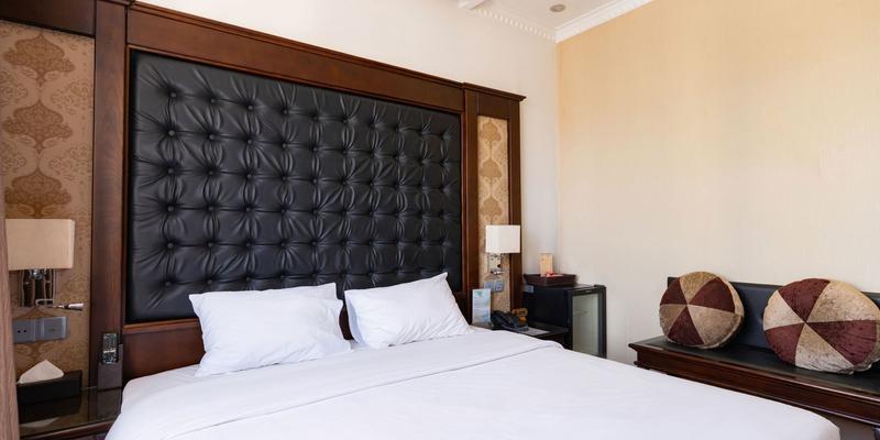 room_d9ed8113-bd70-4e33-9bd2-122db6956285.jpg