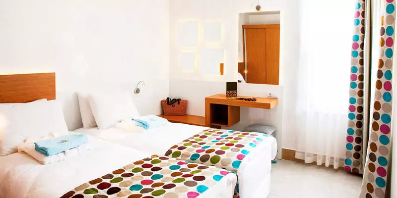 room_3ec314a7-8e91-4454-97a7-37a2823eef25