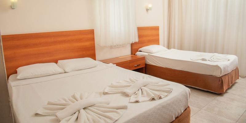 room_9a8fdb58-e4e5-4d40-801e-411699859eb2