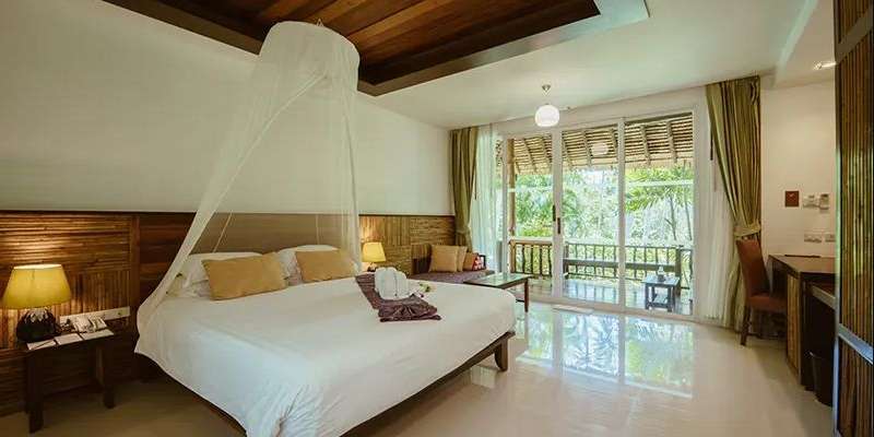 room_155e1738-3250-49cd-b0c2-5b364f11b37d