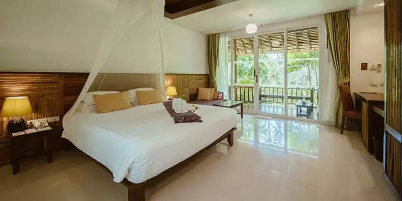room_155e1738-3250-49cd-b0c2-5b364f11b37d