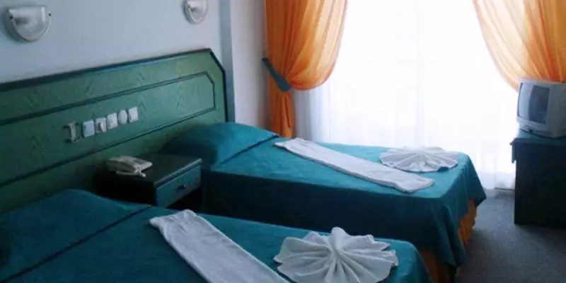 room_5ea7d57f-71f3-4982-bedf-41de3c814022
