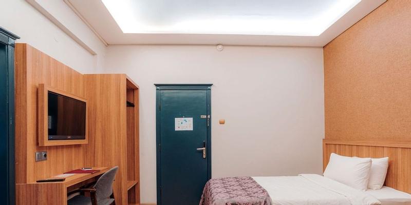 room_1e73fd1e-e38f-4dd9-95cf-8941b64a286d.jpg