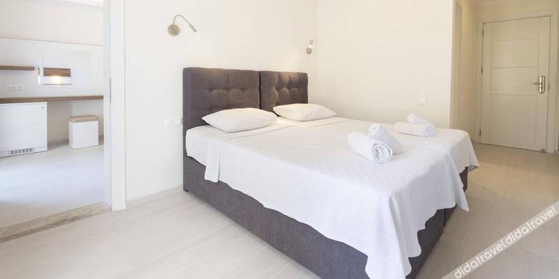 room_8beb65d9-4b1f-42e2-9c63-fb98652cd1ba.jpg