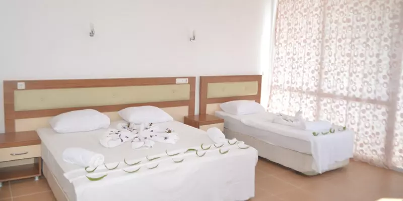 room_e7fb9d8f-3077-444a-b353-87fd7fafc7cc