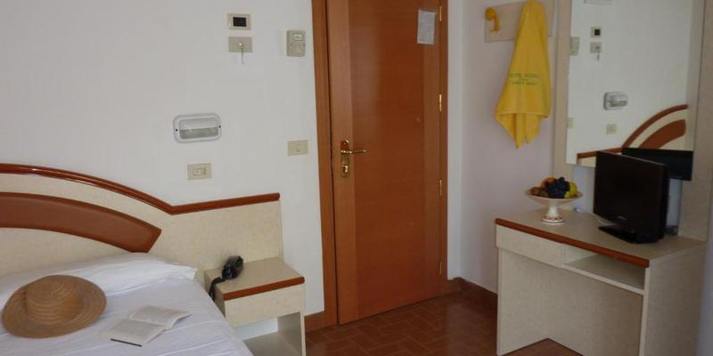 room_dcced19a-9b2b-4a3e-b997-538437cc12a0.jpg