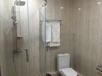 room_a6cfec9b-e285-445a-b25a-1b4f609e0520.jpg