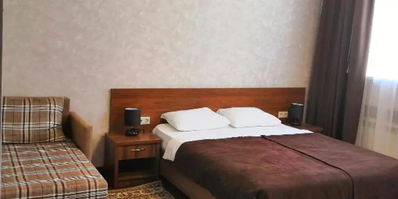 room_9e7b153f-7581-40c5-8a5d-d5f3c2d9fb3c.jpg