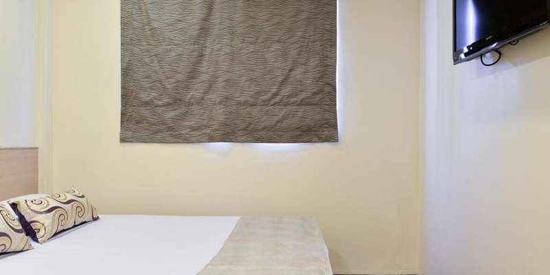 room_cccd4a01-7f9c-4a34-8524-e2d05dd7f8bf.jpg