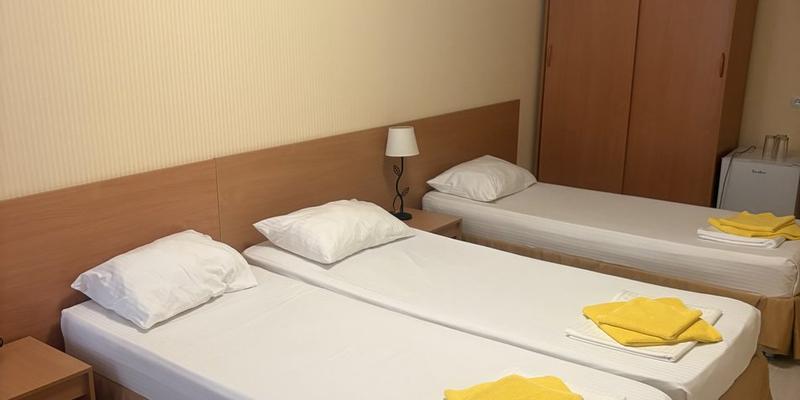 room_9b48afb3-9c0b-406c-a08c-cf5b7eeaaef7.jpg
