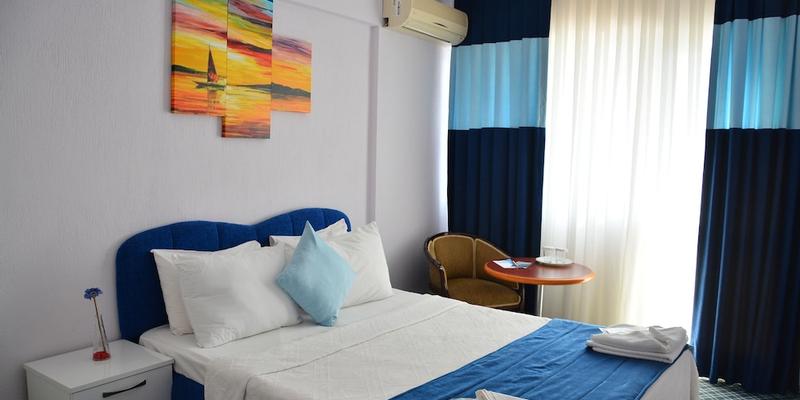 room_0c9d90a9-e6d9-47af-baba-1d9288375235.jpg