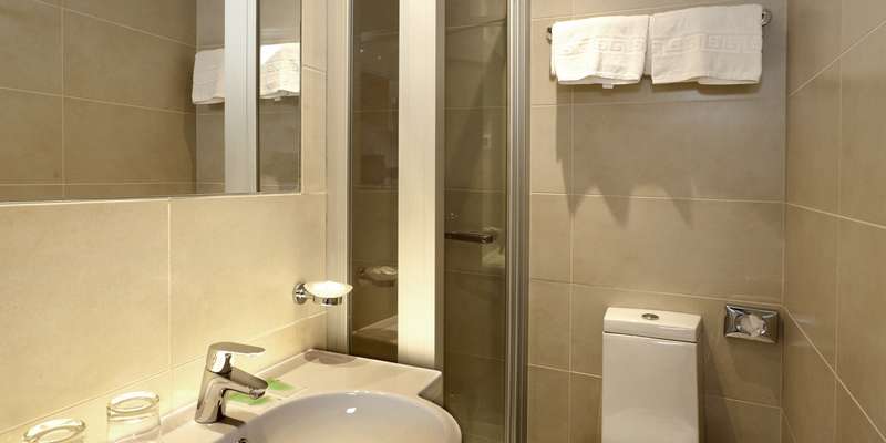 room_87957e30-8ddd-4383-8a51-b7a099ac73b6.jpg