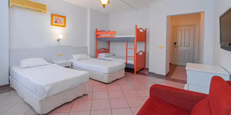 room_b6333bab-7c24-4a93-95d9-6ff2b06cf10d