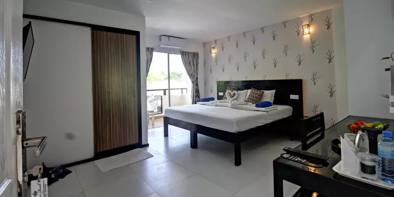 room_157a64da-aedc-43ad-b3fa-7e3ff3c5416b