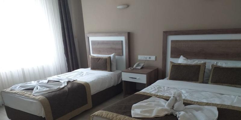 room_e14f9e16-421b-43d2-ba5b-5db74ea2fb94