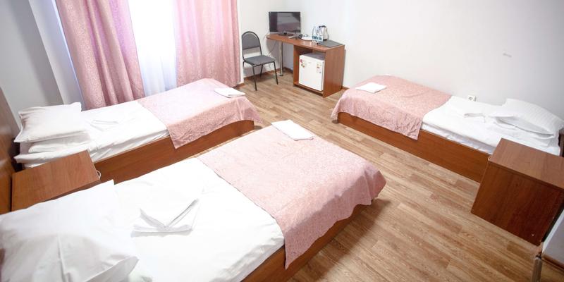 room_b6c8fcc8-d863-49b3-9dd4-0ac0e8e0d0c9